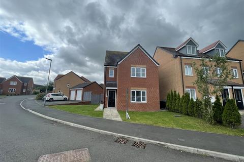 4 bedroom detached house to rent, Ripley Close, Ouston, Chester Le Street