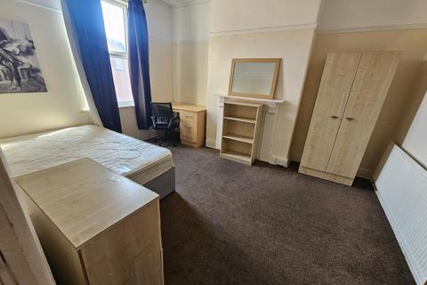 undefined, Brudenell Road, Leeds LS6