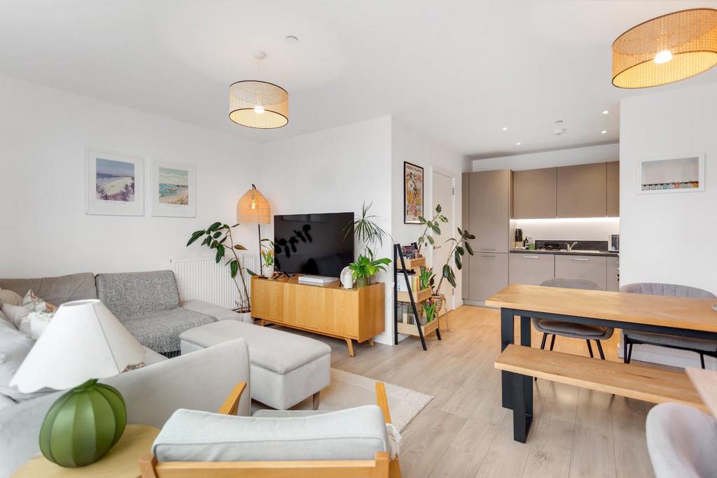 Kitchen/Reception