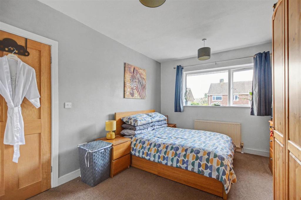 Bedroom 1 2.jpeg