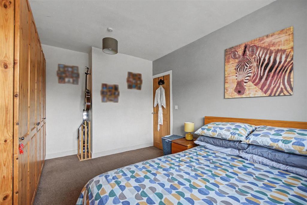 Bedroom 1 3.jpeg