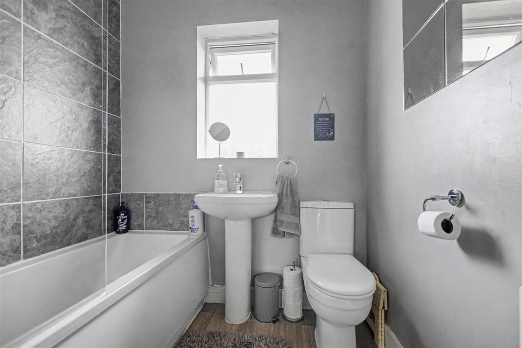 Bathroom.jpeg