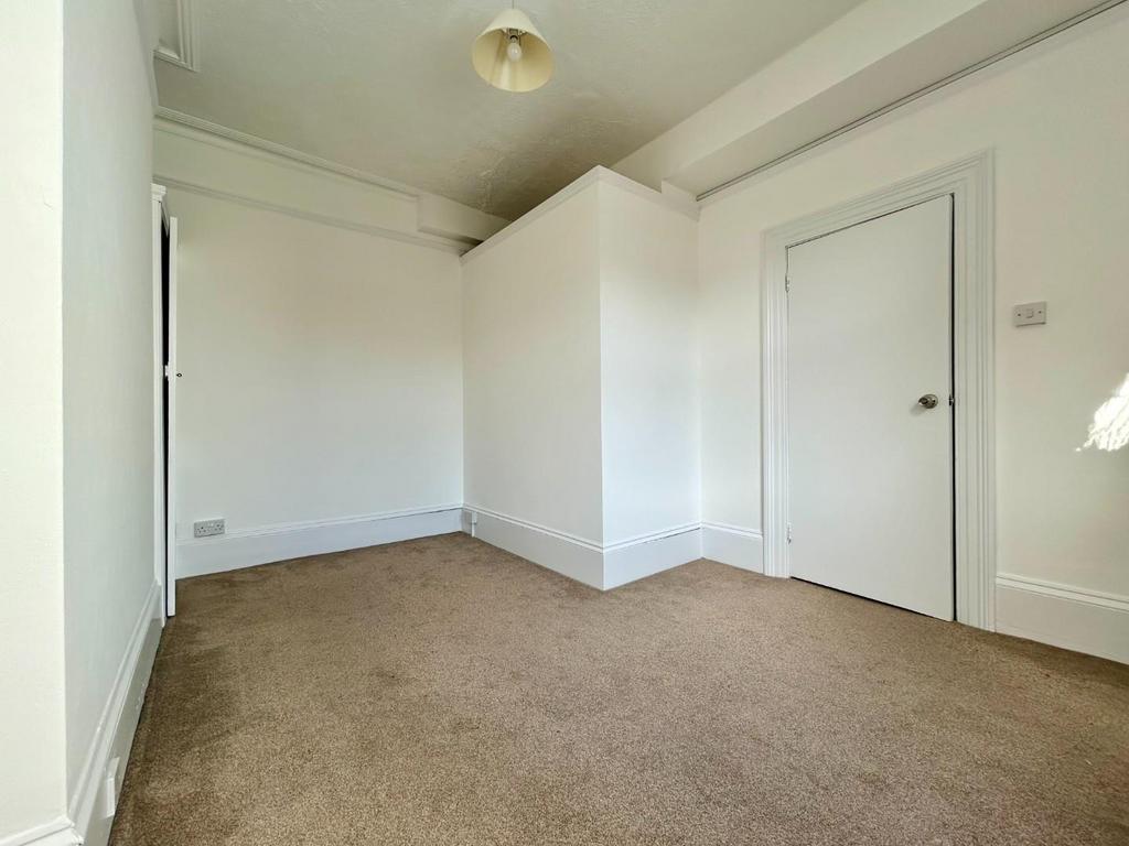 Bedroom 1.jpeg