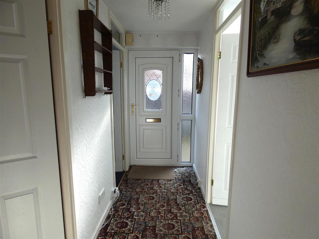 Hallway.JPG