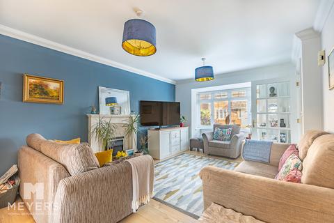 3 bedroom detached house for sale, Chesilbourne Grove, Bournemouth,Throop BH8 0BA