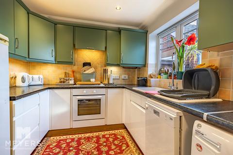 3 bedroom detached house for sale, Chesilbourne Grove, Bournemouth,Throop BH8 0BA