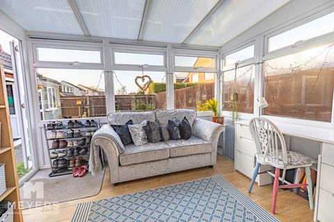 3 bedroom detached house for sale, Chesilbourne Grove, Bournemouth,Throop BH8 0BA