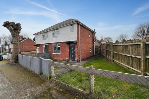 2 bedroom semi-detached house for sale, Hucknall, Nottingham NG15