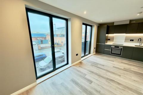 1 bedroom apartment to rent, Springwell Gardens, Leeds LS12