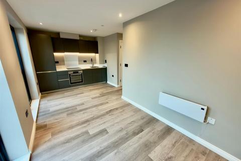 1 bedroom apartment to rent, Springwell Gardens, Leeds LS12