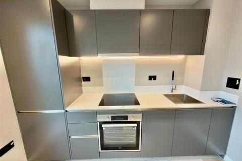 1 bedroom apartment to rent, Springwell Gardens, Leeds LS12