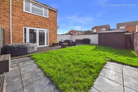 2 bedroom end of terrace house for sale, Bittern Drive, Bedfordshire SG18