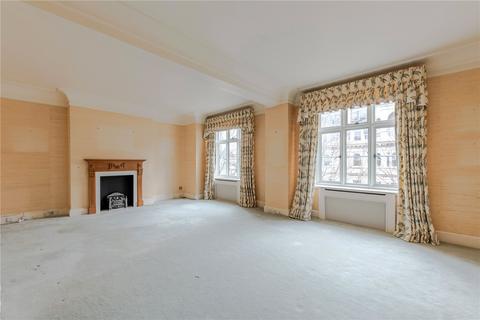 undefined, Chesterfield Gardens, London, W1J