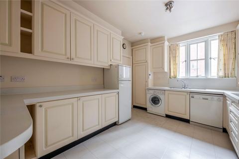 undefined, Chesterfield Gardens, London, W1J
