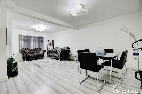 3 bedroom end of terrace house for sale, Proffitt Avenue, Courthouse Green, Coventry