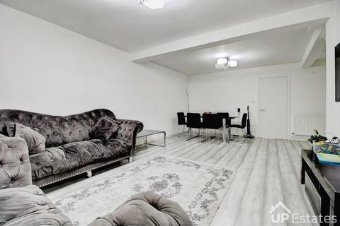 3 bedroom end of terrace house for sale, Proffitt Avenue, Courthouse Green, Coventry