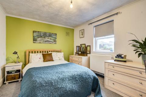 2 bedroom flat for sale, Ace House, 1 Bridge Road, Worthing, West Sussex, BN14