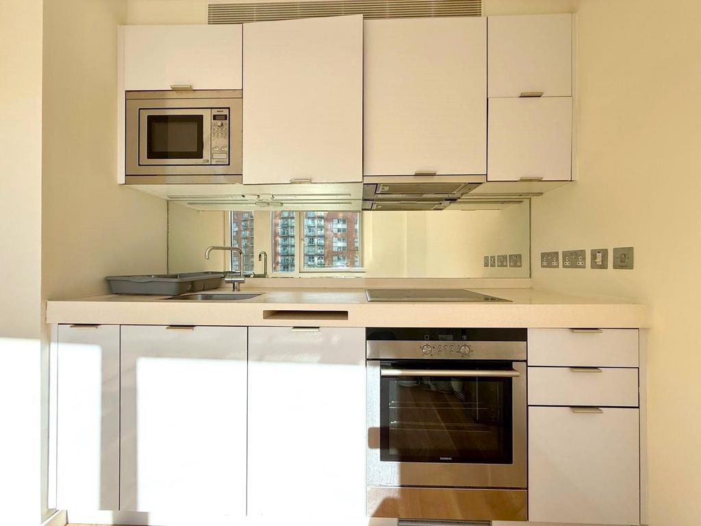 Apartment in London - View 2
