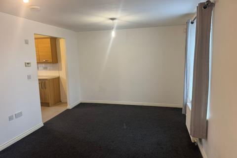 2 bedroom flat to rent, Appleton Street, Manchester M8