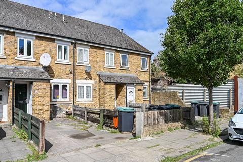 2 bedroom flat to rent, Spondon Road, N15, Tottenham, London, N15