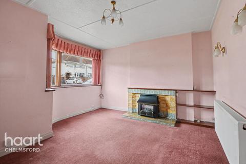 3 bedroom semi-detached house for sale, Greenways, Chelmsford