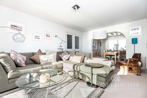 3 bedroom apartment for sale, Manor Road, Bournemouth BH1