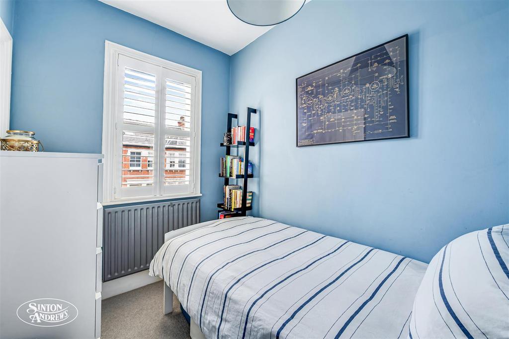 4 St Dunstans Bed 4.jpg