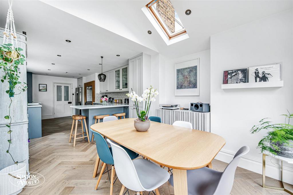 4 St Dunstans Dining a.jpg