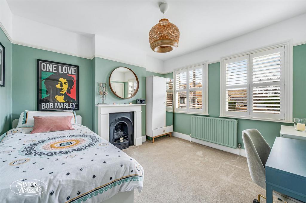 4 St Dunstans Bed 1.jpg