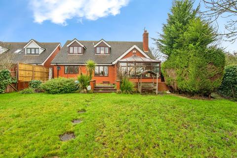 4 bedroom detached bungalow for sale, Spring Bank, Hindlip, Worcester