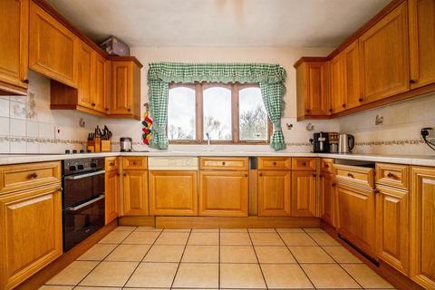 4 bedroom detached bungalow for sale, Spring Bank, Hindlip, Worcester