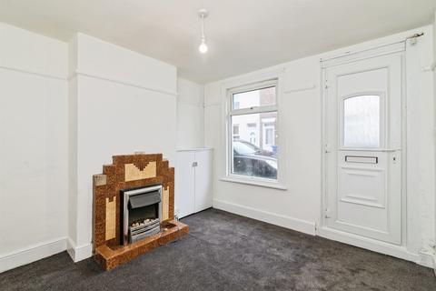 3 bedroom terraced house for sale, Reeve Street, Lowestoft