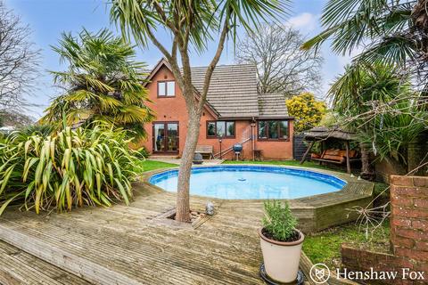 undefined, Hartsgrove Avenue, Blackfield, Hampshire