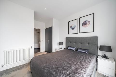 1 bedroom flat for sale, Botanic Square London E14