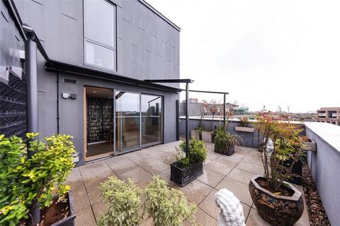2 bedroom flat to rent, Hardwicks Square, London