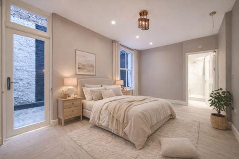 2 bedroom flat to rent, Princes Square, Notting Hill, W2