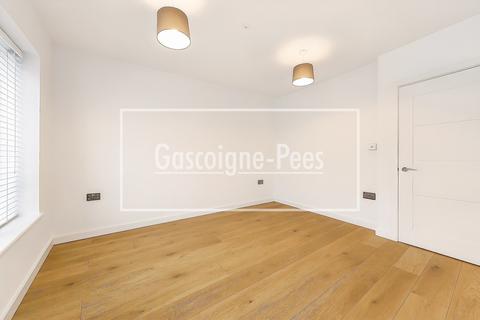 4 bedroom house to rent, Lime Grove, New Malden, KT3