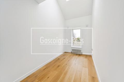 4 bedroom house to rent, Lime Grove, New Malden, KT3