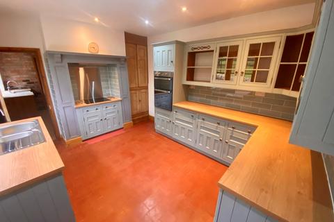 undefined, Main Street, Nottingham, NG16