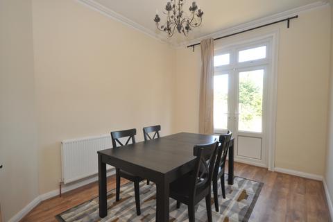 3 bedroom house to rent, Barnsole Road, Gillingham, ME7
