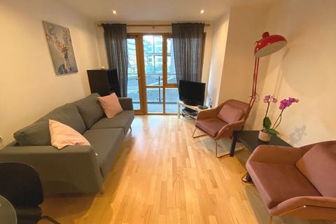 2 bedroom apartment to rent, The Boulevard, Leeds, LS10