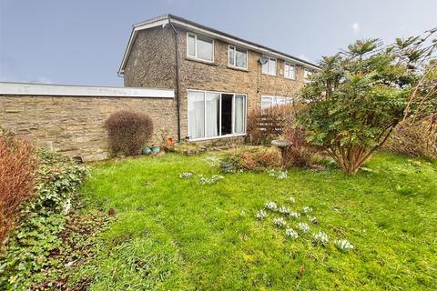 3 bedroom end of terrace house for sale, Wibsey Park Avenue, Bradford BD6