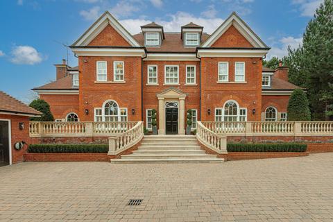 undefined, Esher Park Avenue, Esher, Surrey, United Kingdom, KT10
