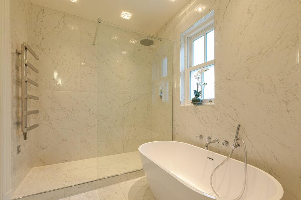 Bedroom Two En Suite