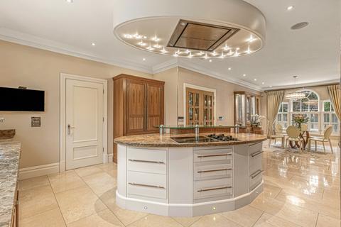 undefined, Esher Park Avenue, Esher, Surrey, United Kingdom, KT10