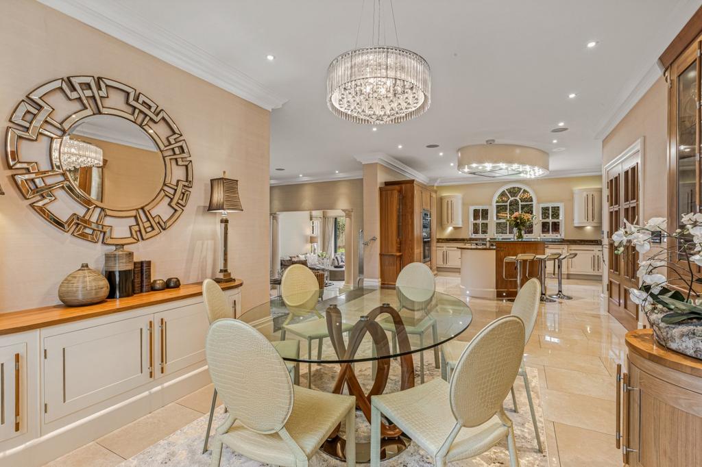 Breakfast Rm/Kitchen