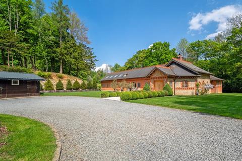 7 bedroom detached house for sale, Ranmore Common, Dorking