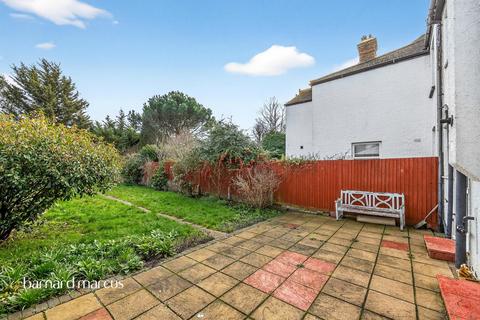 undefined, Warwick Road, Thornton Heath