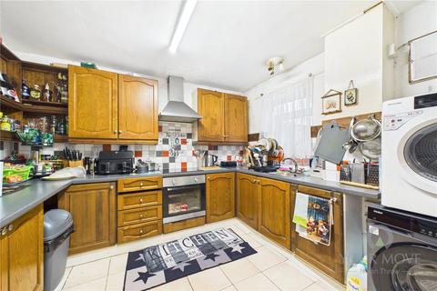 undefined, South Paddock Court, Northamptonshire NN3