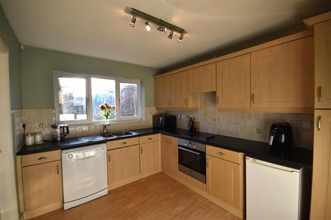 undefined, Hall Gardens, Rawcliffe, Goole